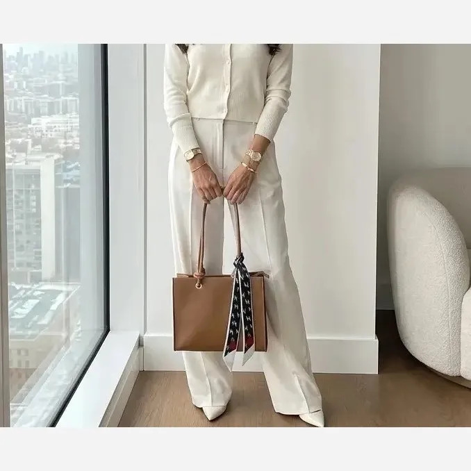 کیف زنانه چرم مصنوعی اسپرت و روزمره با بند بلند