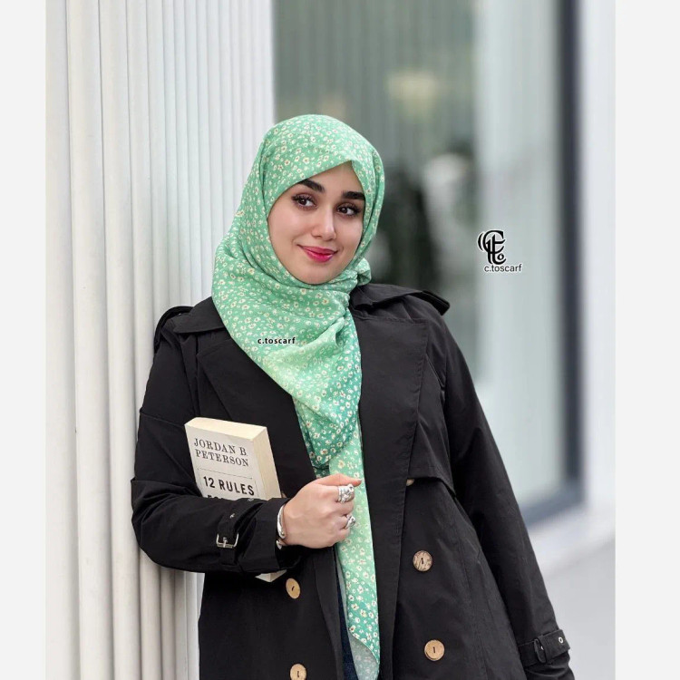 روسری نخی کاستوم طرح صوفیا قواره 110