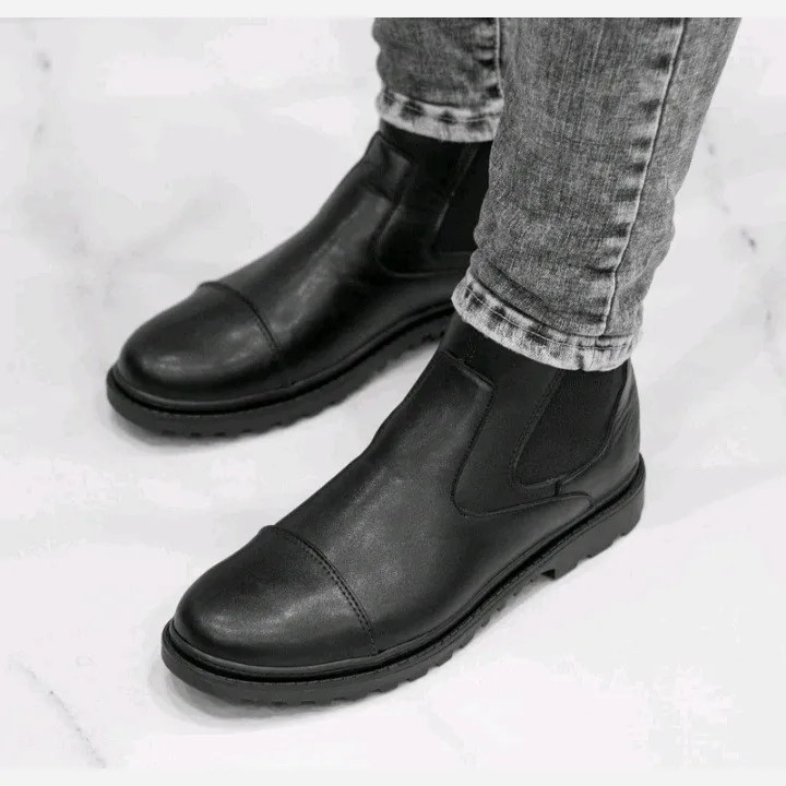 نیم بوت مردانه رویه چرم درجه یک دوردوخت سبک و راحت سایز 40 تا 44