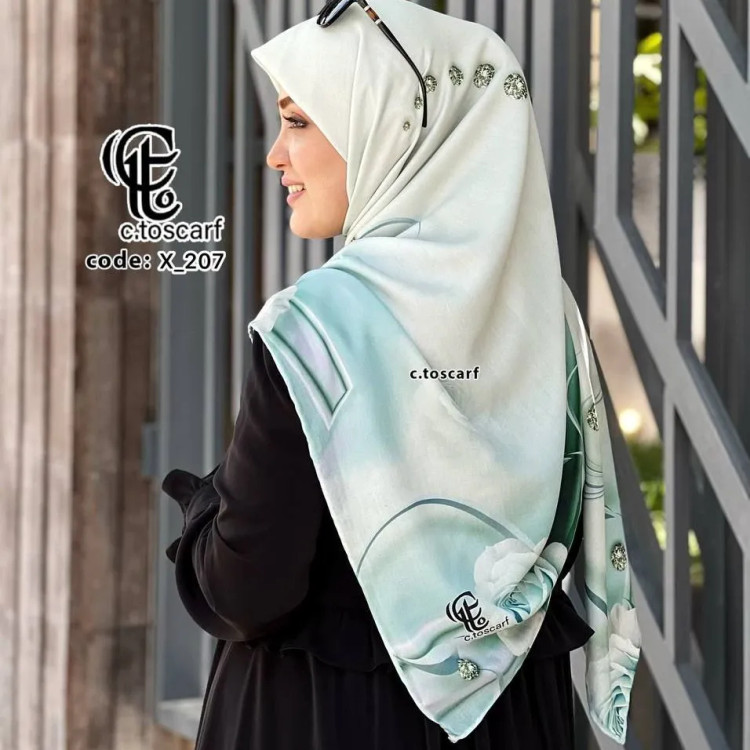 روسری نخ کاستوم قواره 140 طرح شیوا سبز روشن